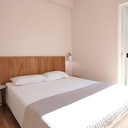 Harmony Suite In The Center Of Kalamata Exterior foto